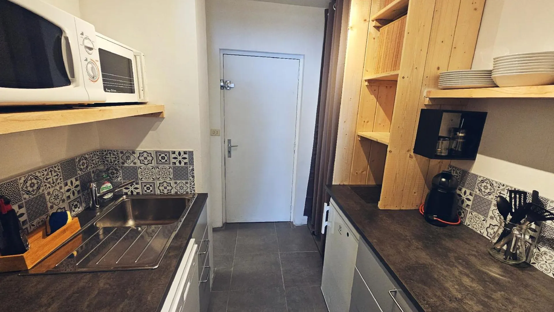 Studio Sud 5 Personnes Superdevoluy Pied Des Pistes 0*,  France